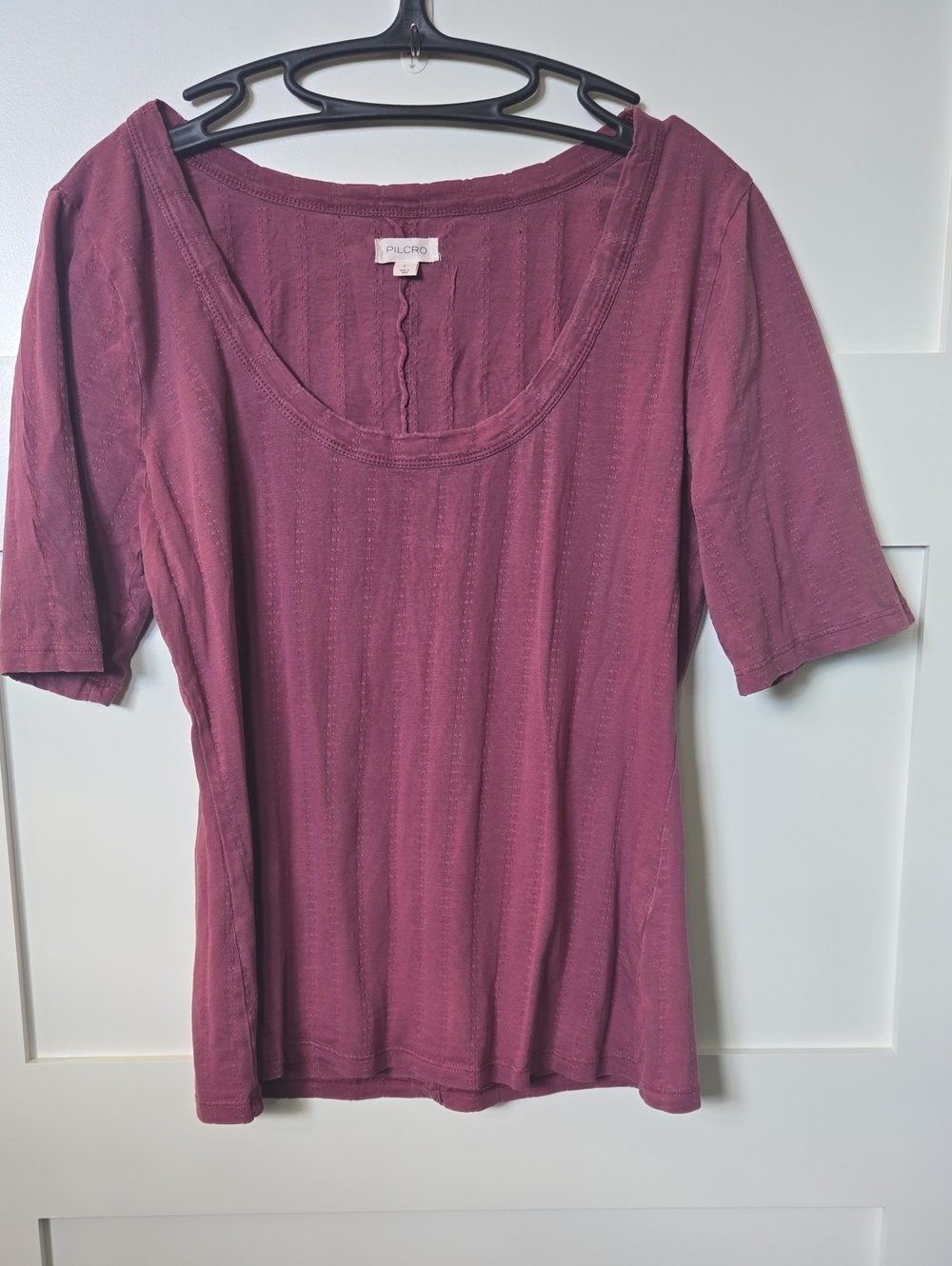 Pilcro Anthropologie  Scoop Neck Short Sleeve Top in Dusty Plum L